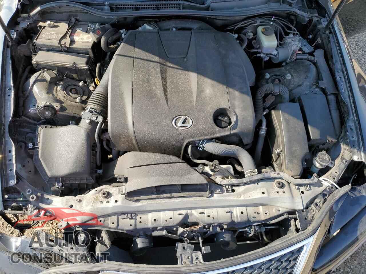 LEXUS IS 2015 - JTHCF1D20F5026945