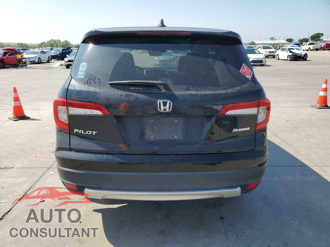 HONDA PILOT 2019 - 5FNYF5H49KB024596