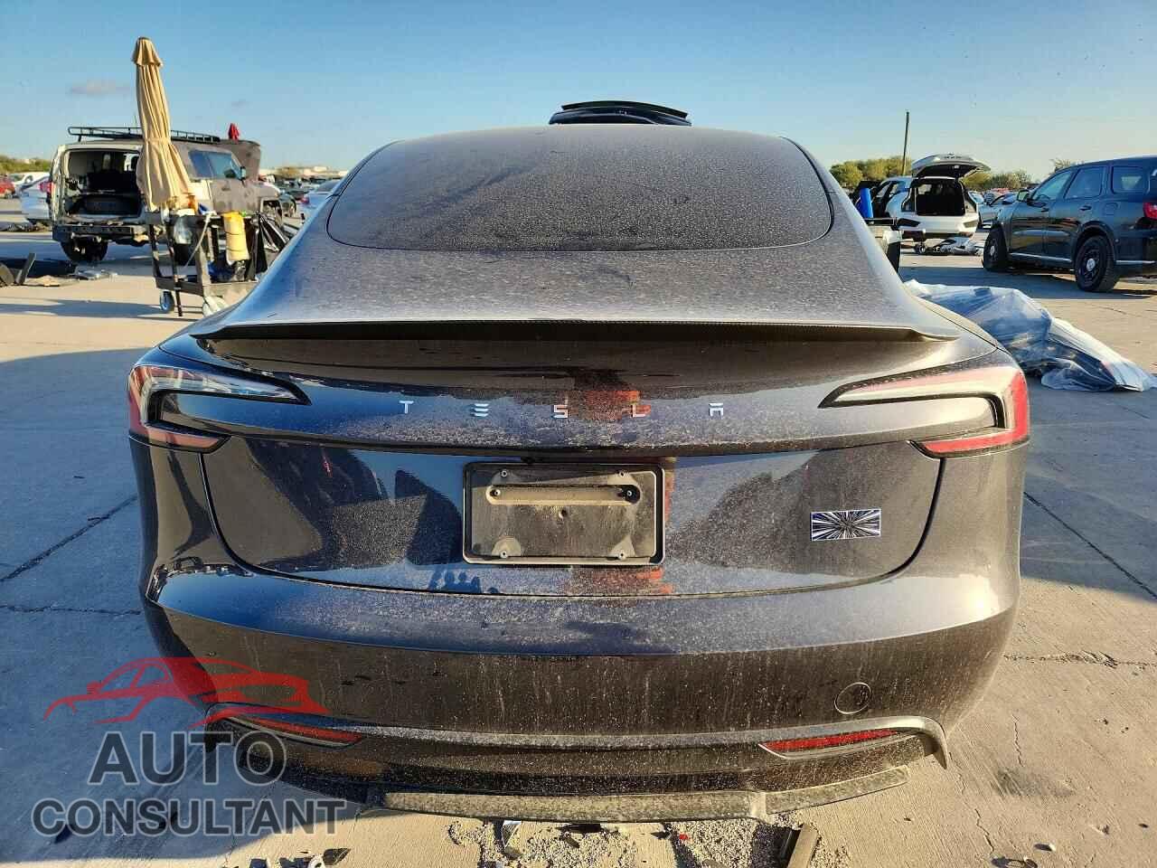 TESLA MODEL 3 2024 - 5YJ3E1ET7RF835826