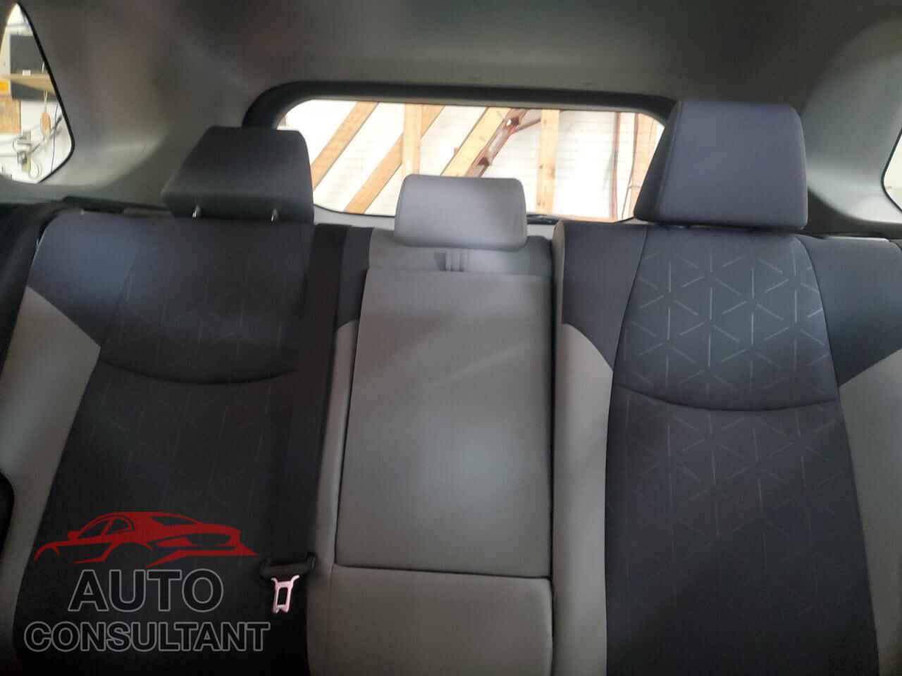 TOYOTA RAV4 2019 - JTMP1RFV5KD022283