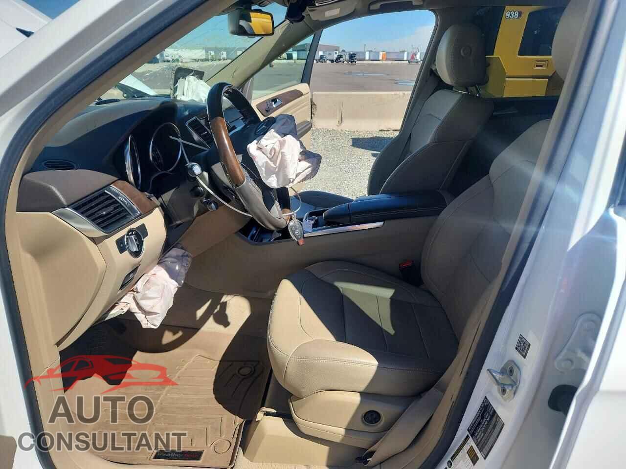 MERCEDES-BENZ M-CLASS 2015 - 4JGDA5HB9FA596404