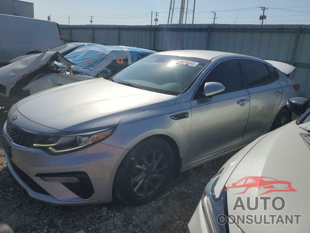 KIA OPTIMA 2019 - 5XXGT4L32KG303365