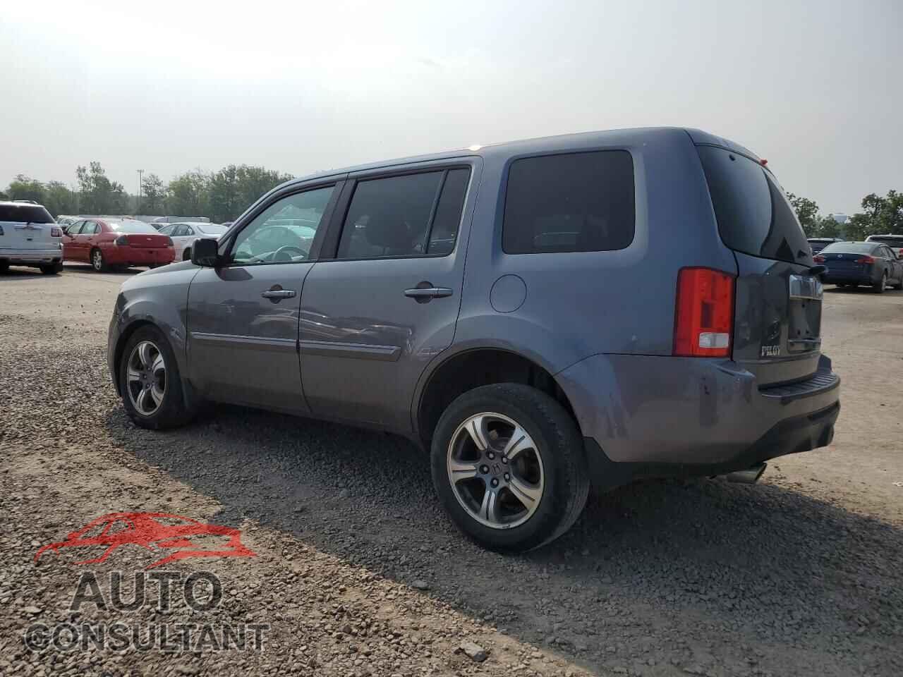 HONDA PILOT 2015 - 5FNYF4H3XFB071479
