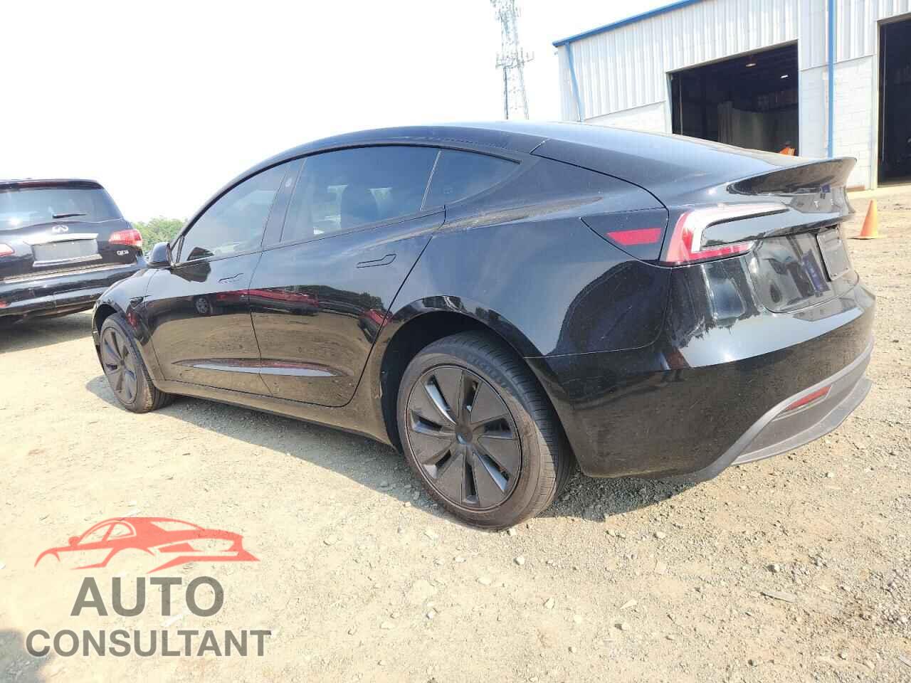 TESLA MODEL 3 2025 - 5YJ3E1EA3SF017787