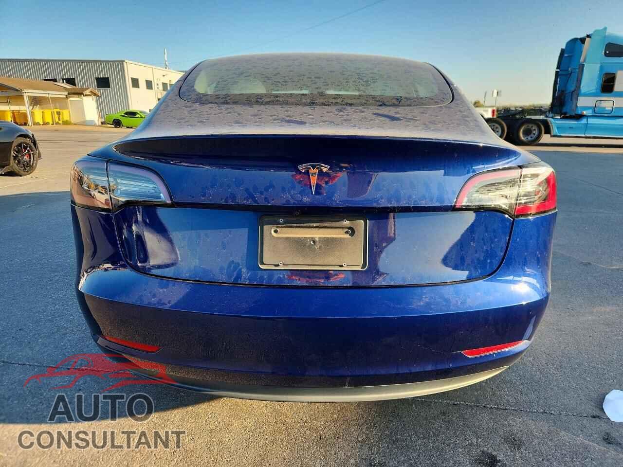 TESLA MODEL 3 2023 - 5YJ3E1EA5PF542955