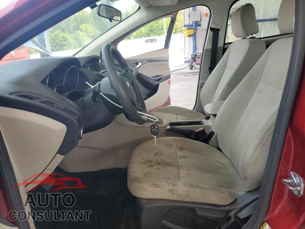 FORD FOCUS 2017 - 1FADP3F27HL241383