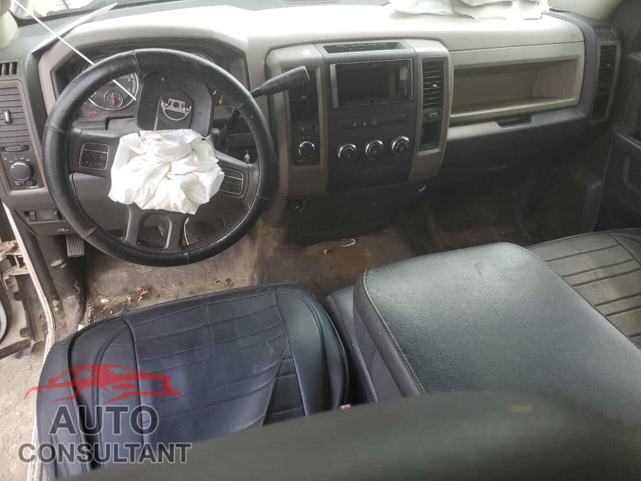 DODGE RAM 1500 2012 - 1C6RD7FP5CS315157