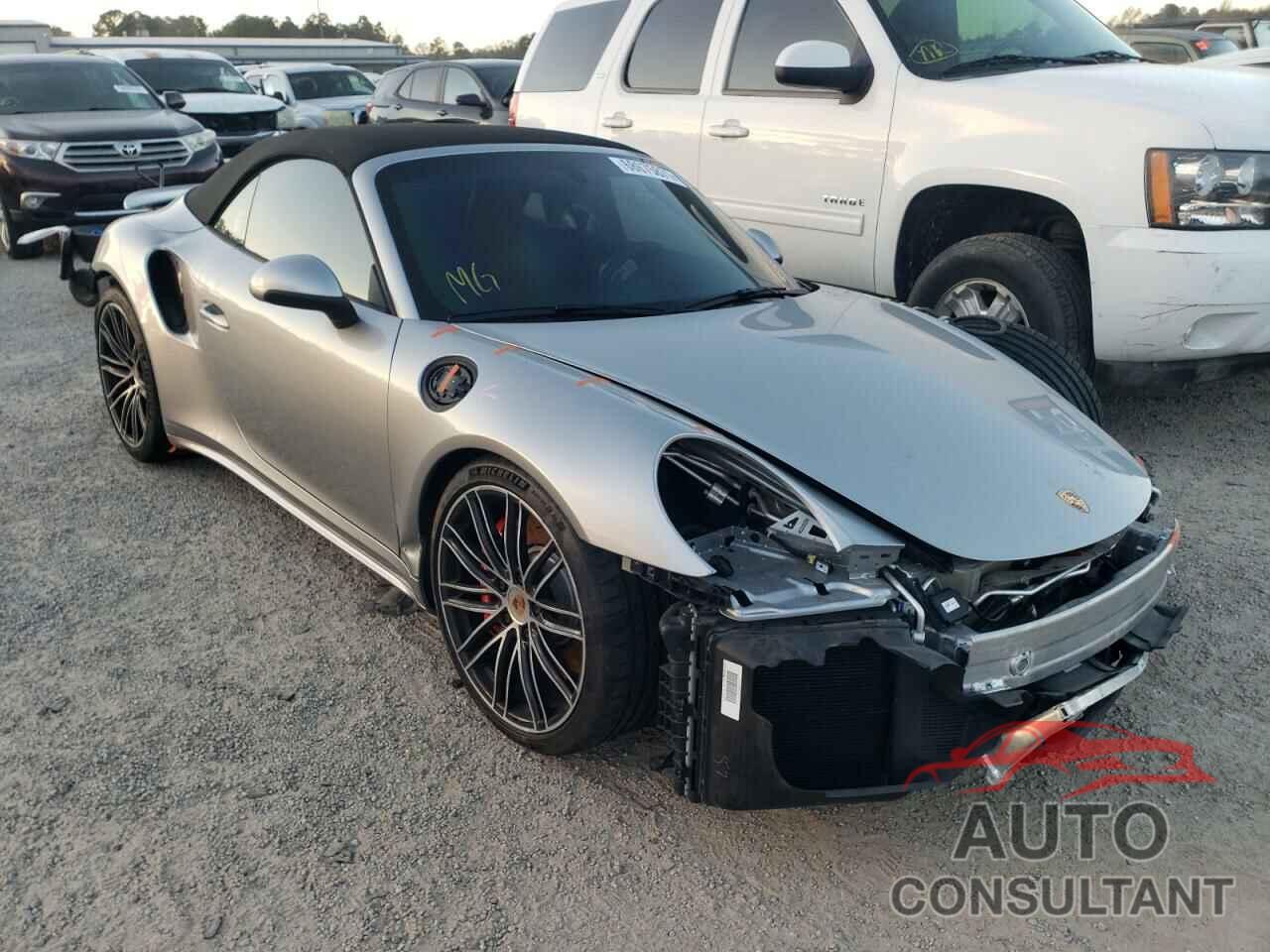 PORSCHE 911 2018 - WP0CD2A95JS162092