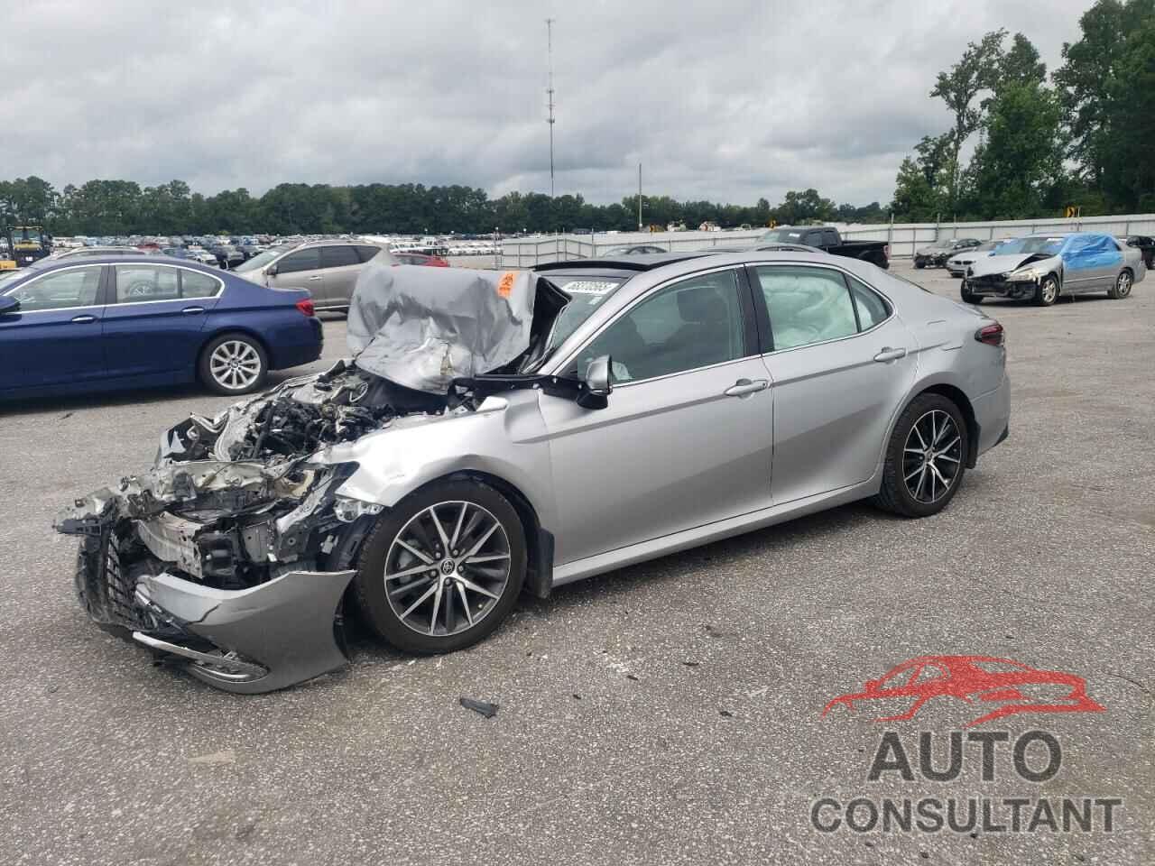 TOYOTA CAMRY 2023 - 4T1F11AK3PU727838