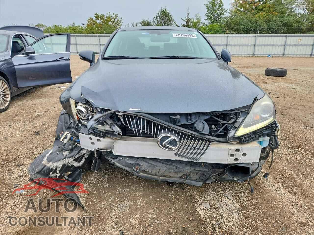 LEXUS IS 2011 - JTHCF5C22B5049016