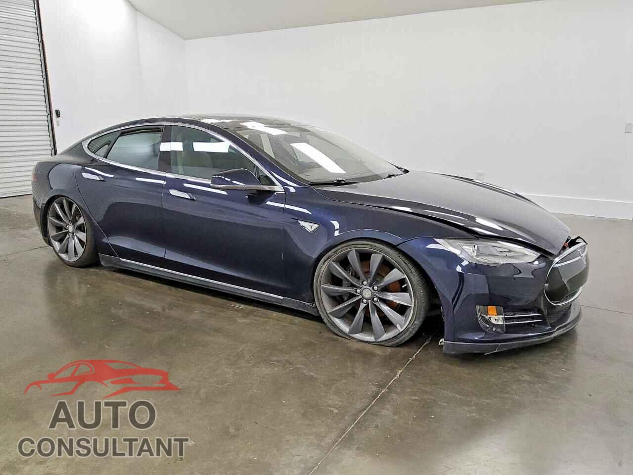 TESLA MODEL S 2014 - 5YJSA1H17EFP39559