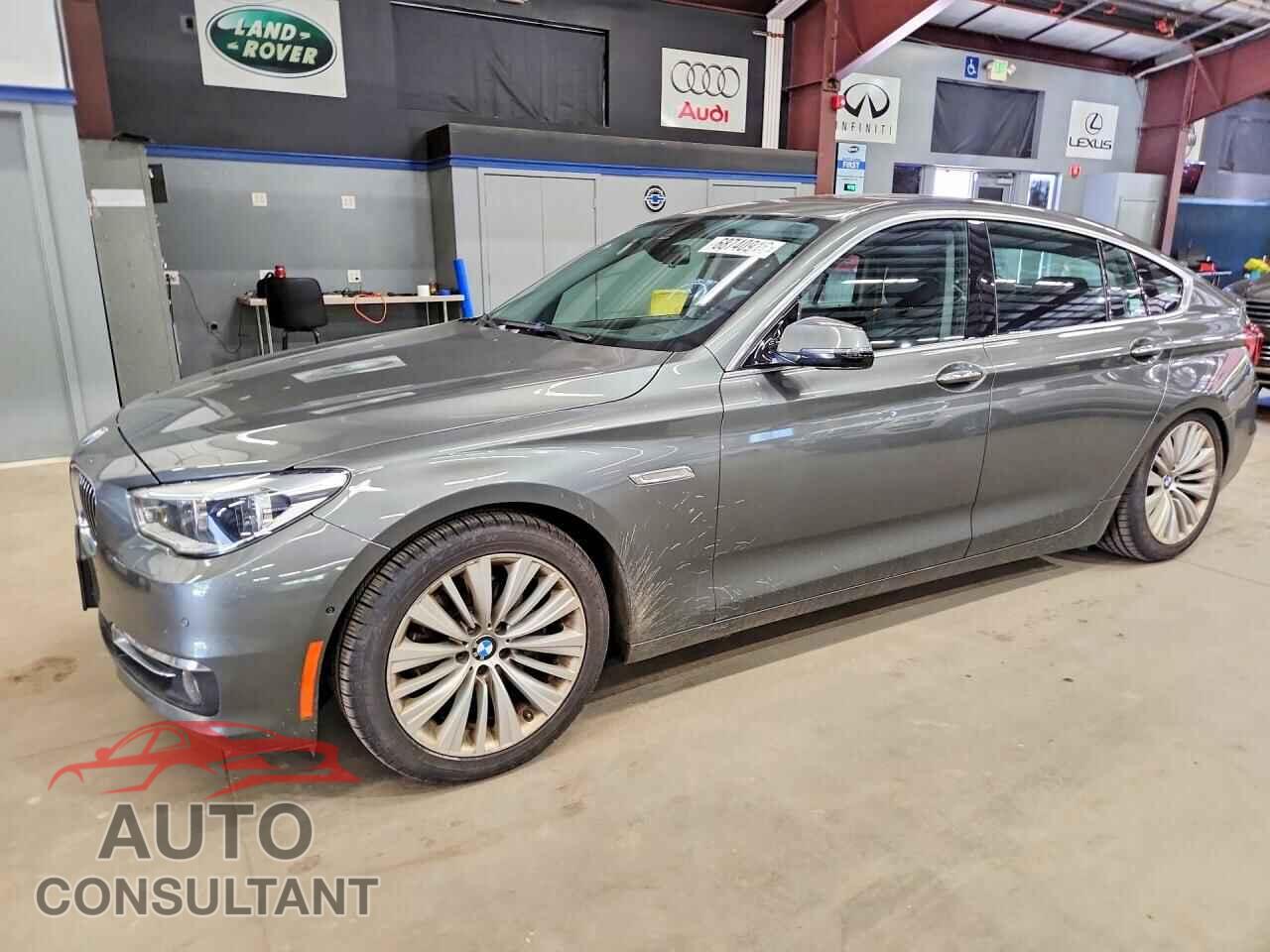 BMW 5 SERIES 2017 - WBA5M4C33HD187176