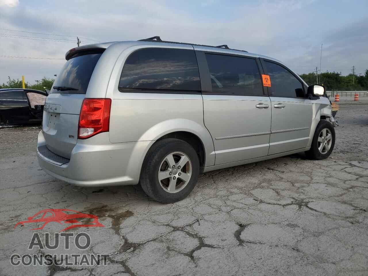 DODGE CARAVAN 2011 - 2D4RN3DG1BR640456
