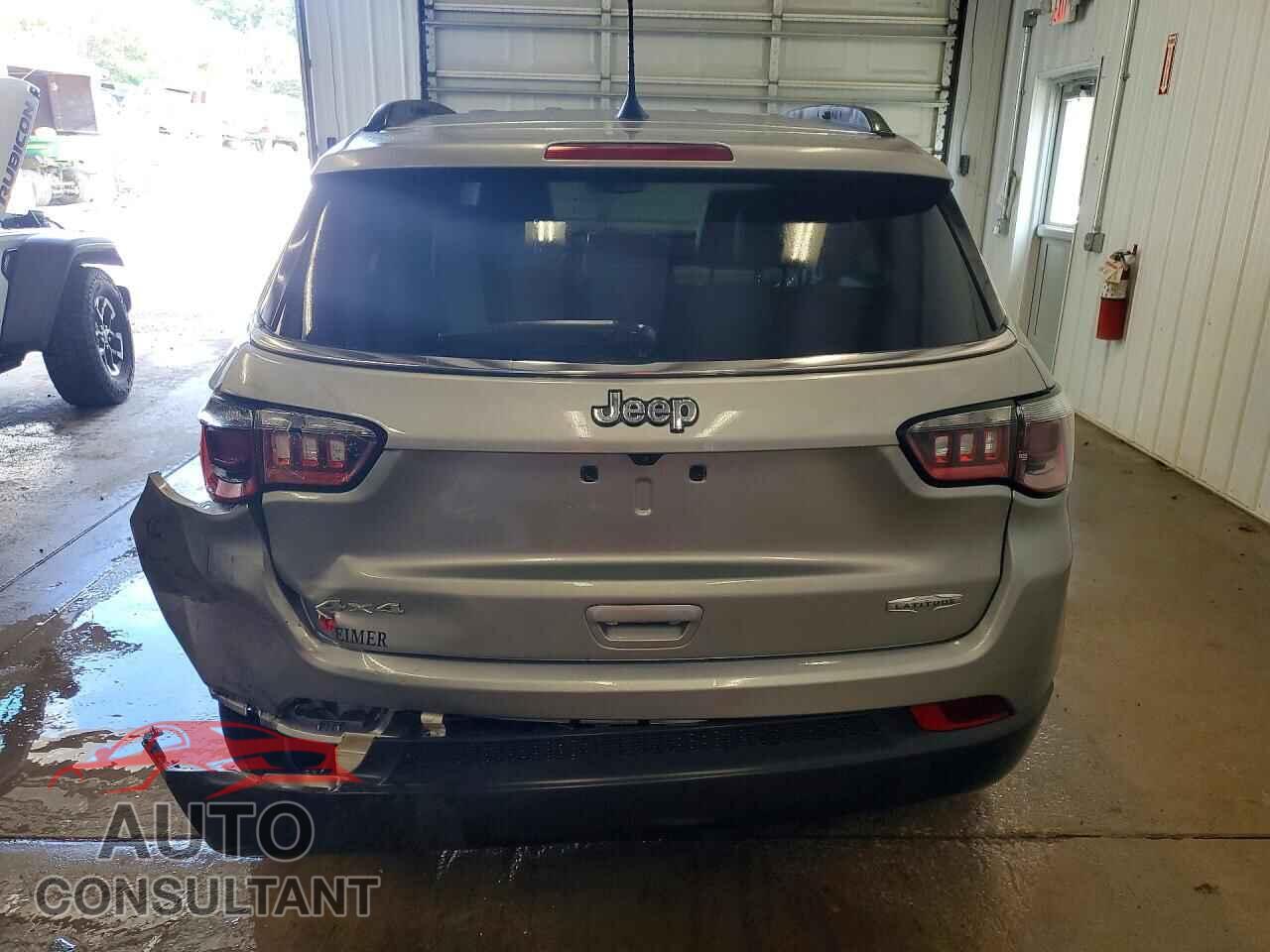 JEEP COMPASS 2022 - 3C4NJDBB7NT207729