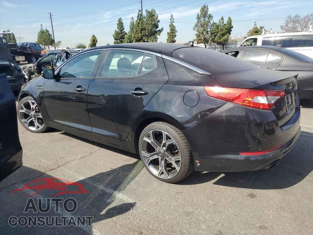 KIA OPTIMA 2011 - KNAGR4A64B5133409