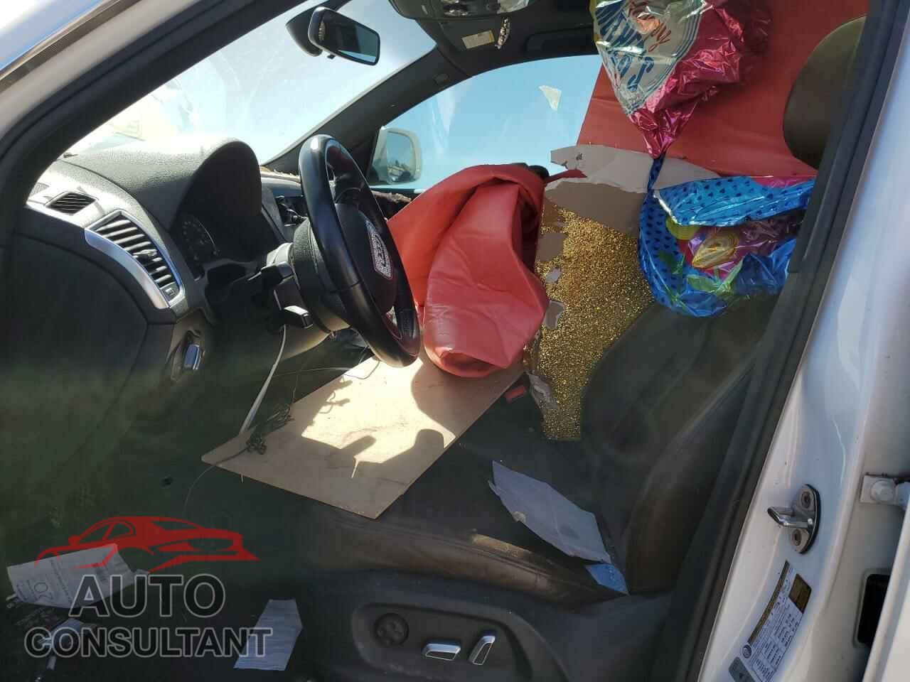 AUDI Q5 2017 - WA1C2AFP7HA042215