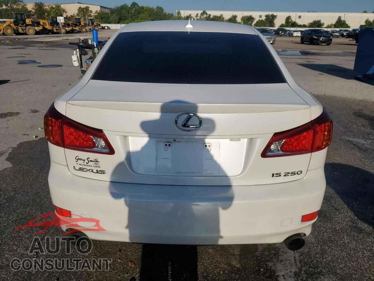 LEXUS IS 2010 - JTHBF5C21A5115307