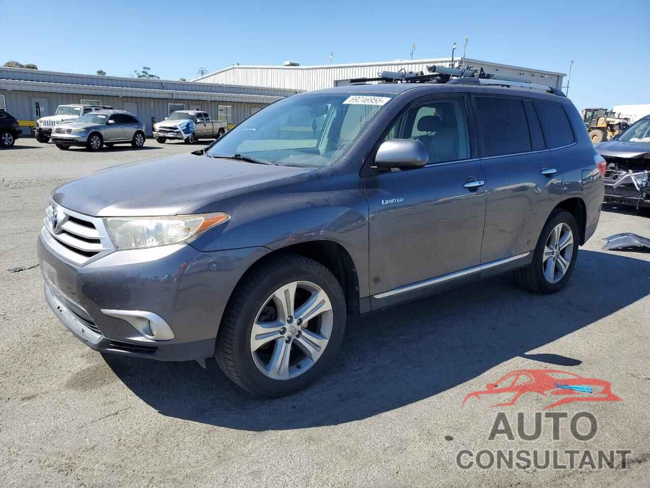 TOYOTA HIGHLANDER 2013 - 5TDDK3EH8DS248124