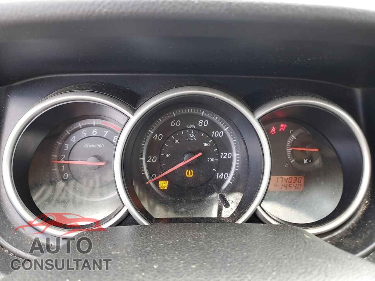 NISSAN VERSA 2011 - 3N1BC1CP8BL450504
