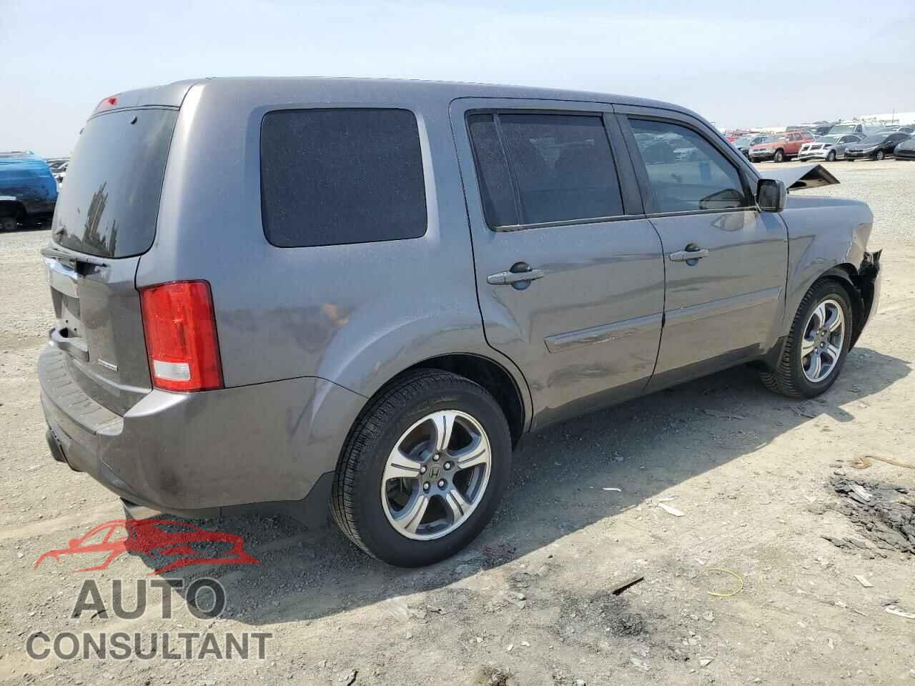 HONDA PILOT 2015 - 5FNYF3H39FB007329