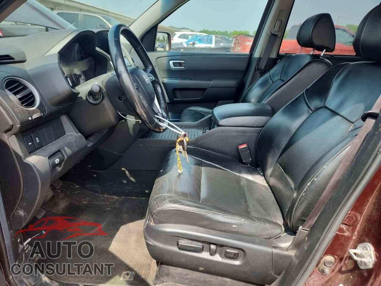 HONDA PILOT 2012 - 5FNYF4H90CB044209