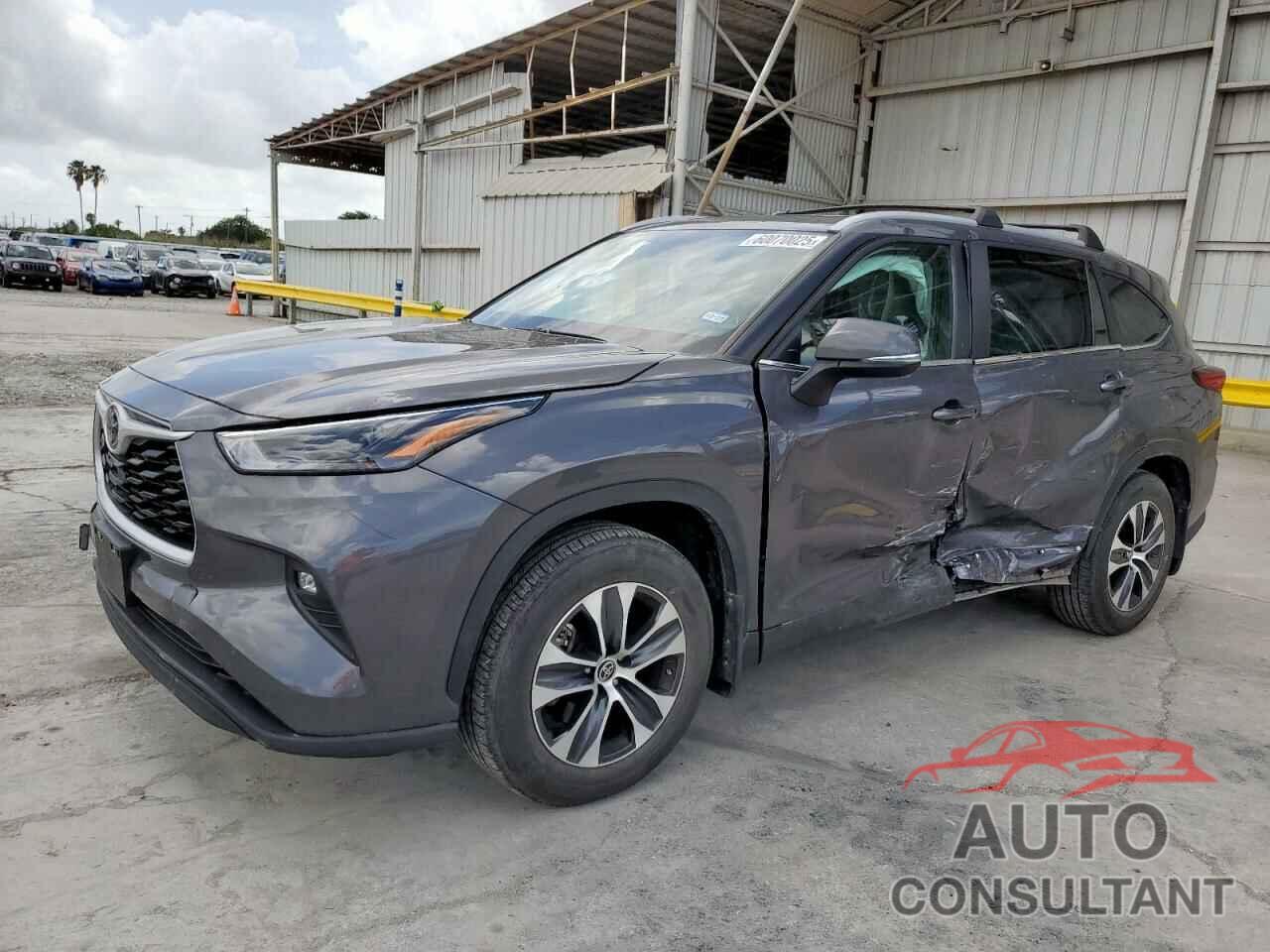 TOYOTA HIGHLANDER 2023 - 5TDKDRAHXPS013500