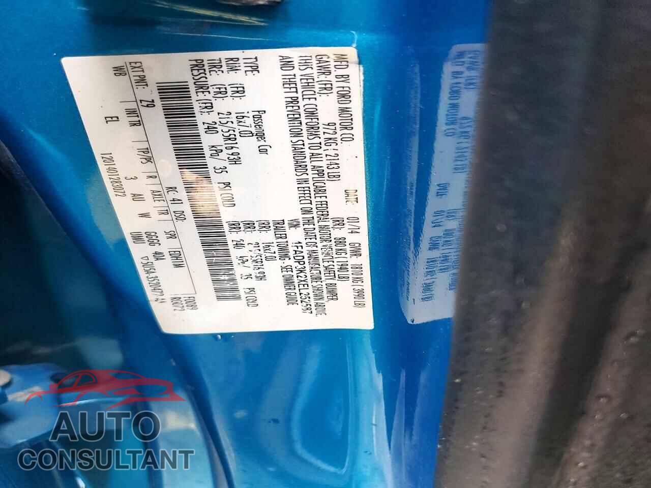 FORD FOCUS 2014 - 1FADP3K2XEL252587