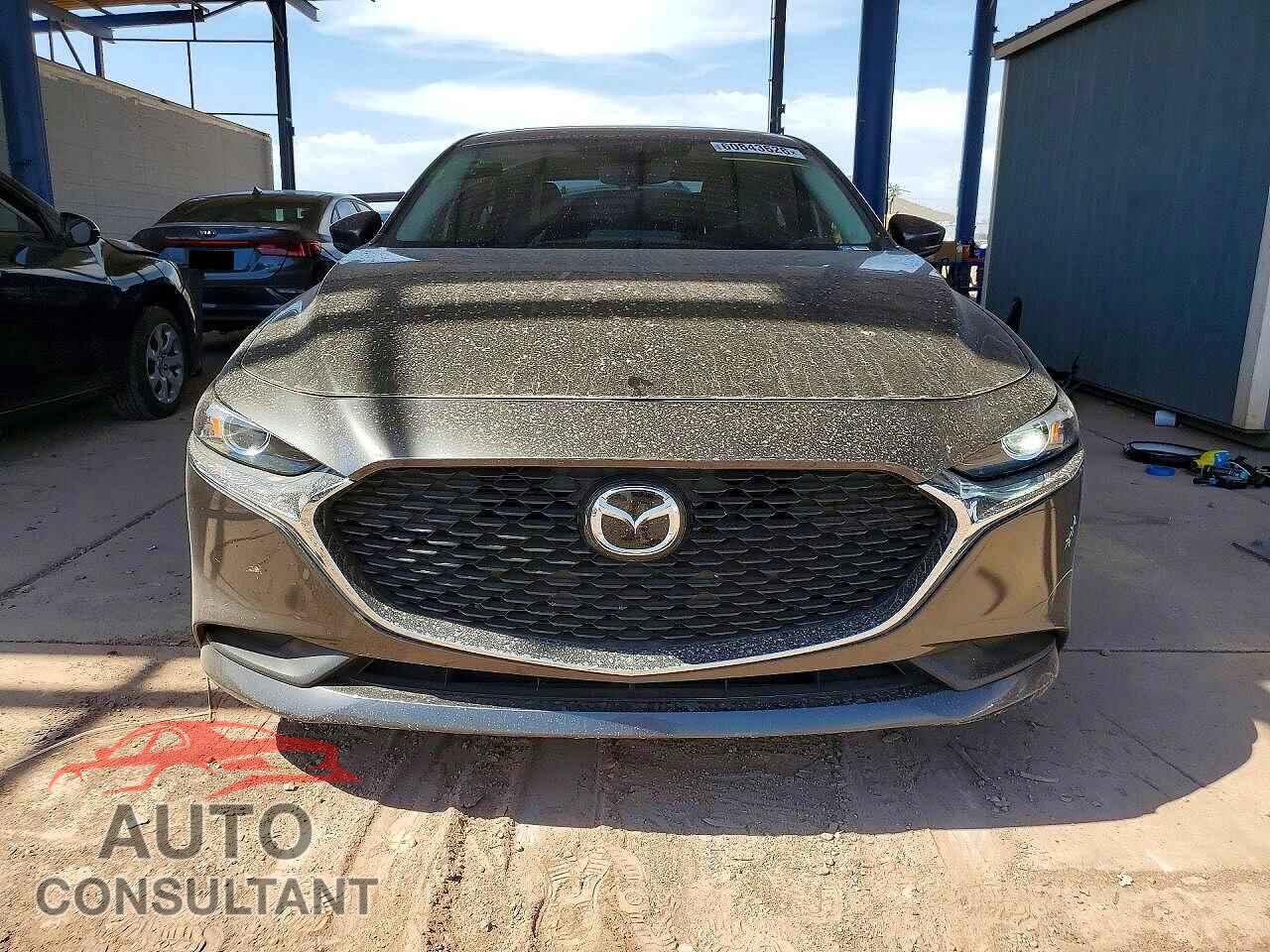 MAZDA 3 2021 - JM1BPABL1M1327976