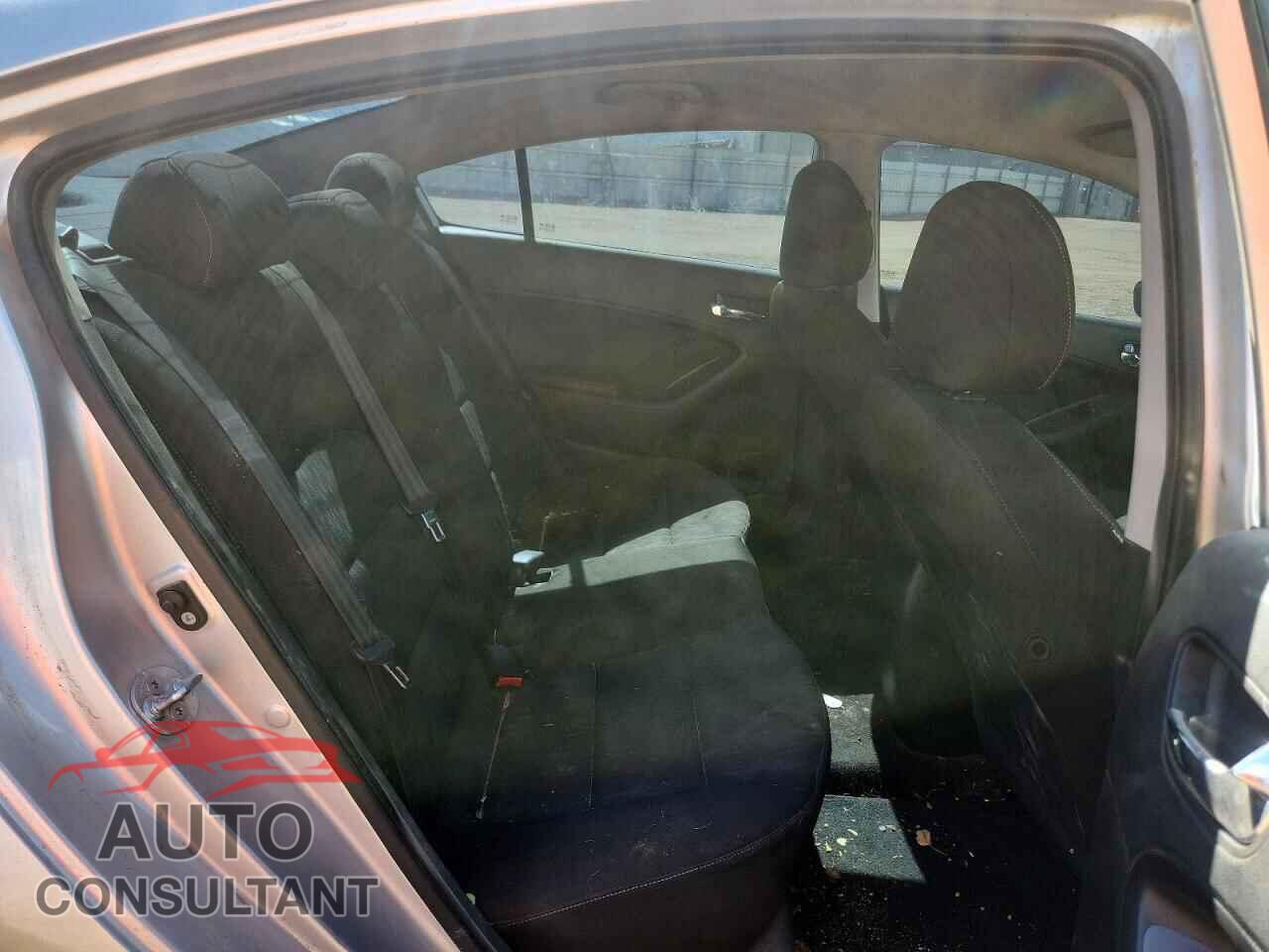 KIA FORTE 2014 - KNAFK4A65E5100570