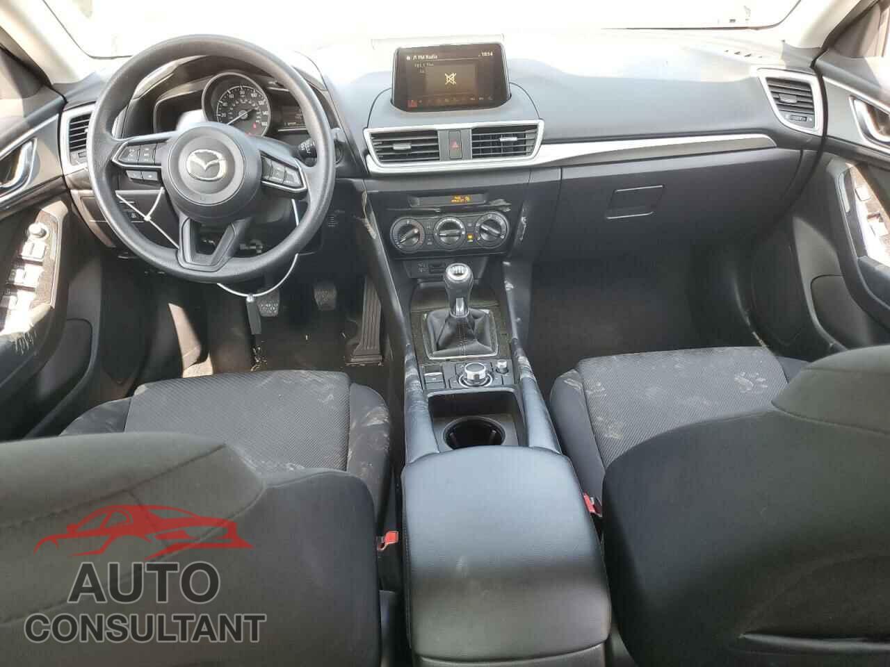 MAZDA 3 2017 - 3MZBN1U73HM140203