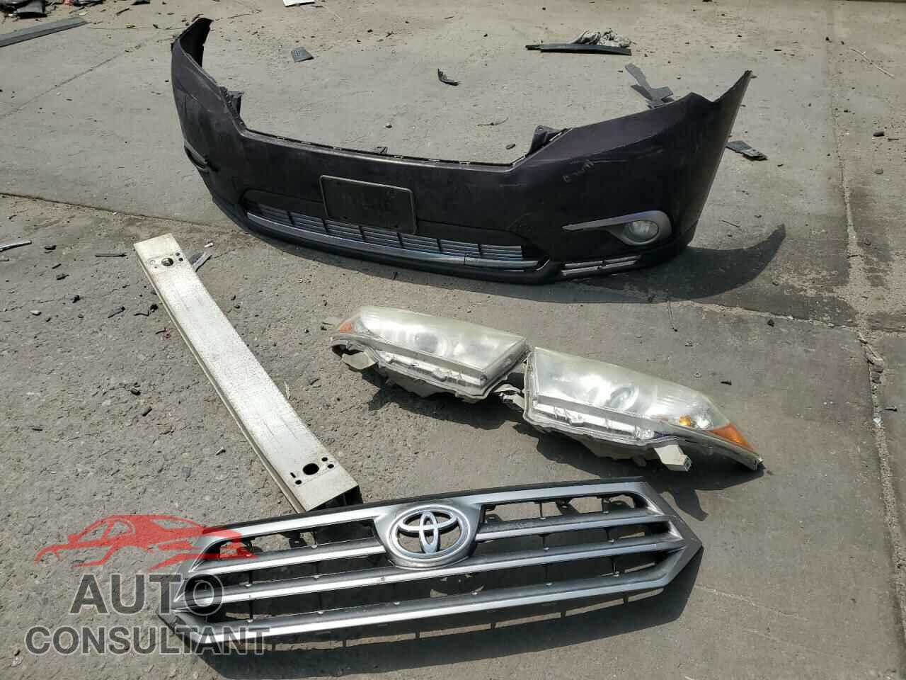 TOYOTA HIGHLANDER 2013 - 5TDZK3EH8DS099350