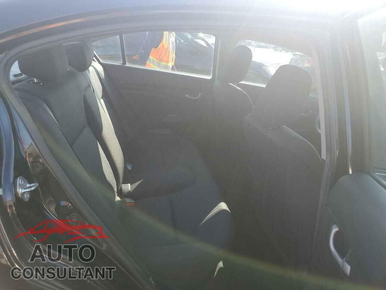 HONDA CIVIC 2015 - 19XFB2F51FE700970