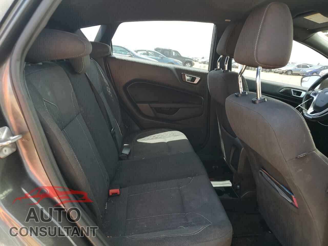 FORD FIESTA 2017 - 3FADP4GX8HM137760