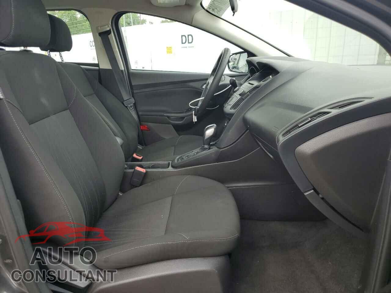 FORD FOCUS 2016 - 1FADP3FE6GL266932