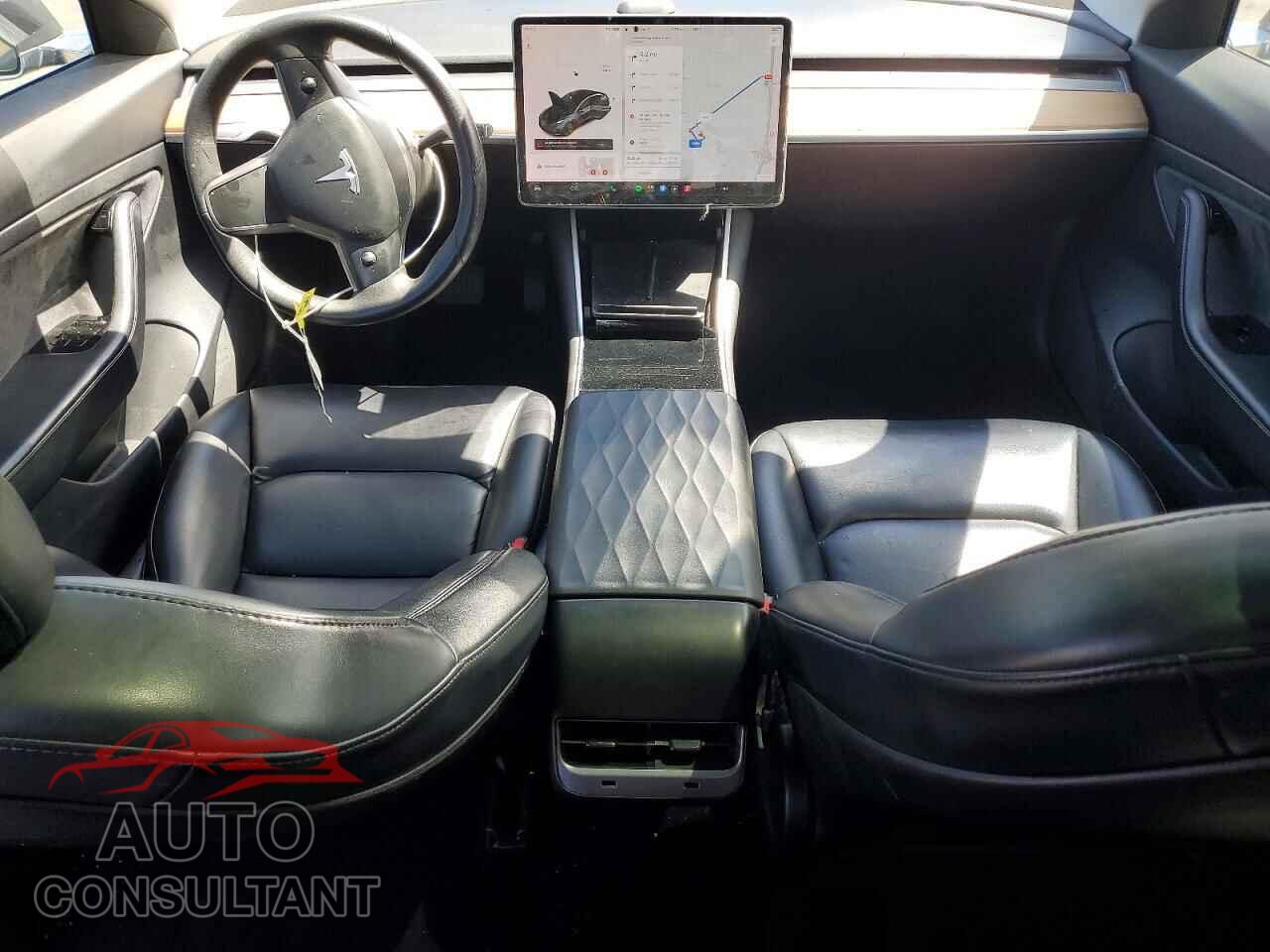 TESLA MODEL 3 2020 - 5YJ3E1EA5LF630382