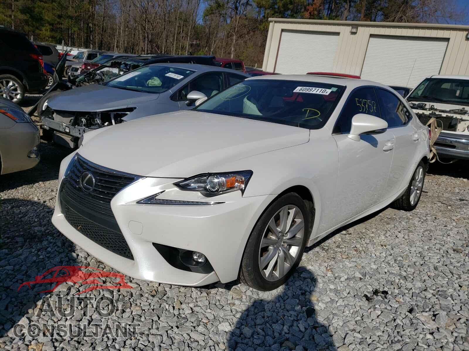 LEXUS IS 2016 - JTHBA1D27G5018921