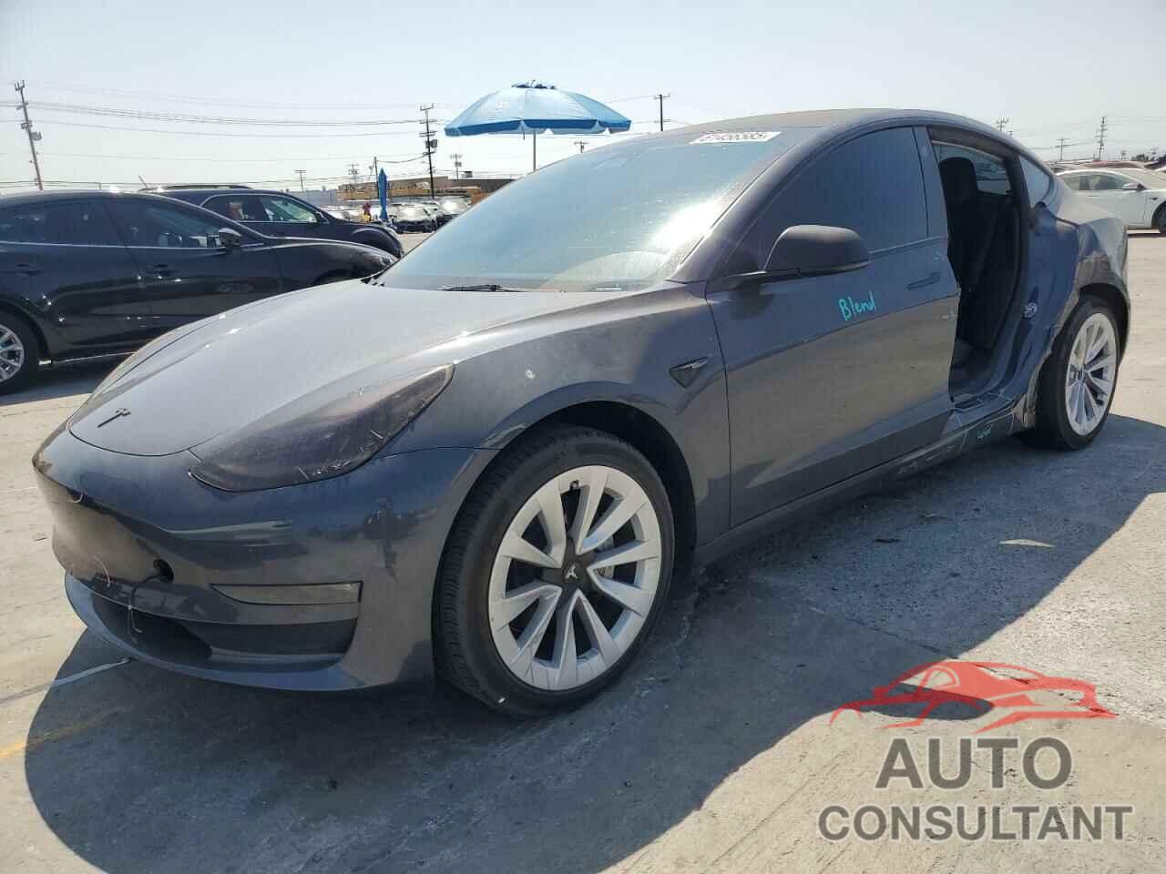 TESLA MODEL 3 2023 - 5YJ3E1EA4PF499886