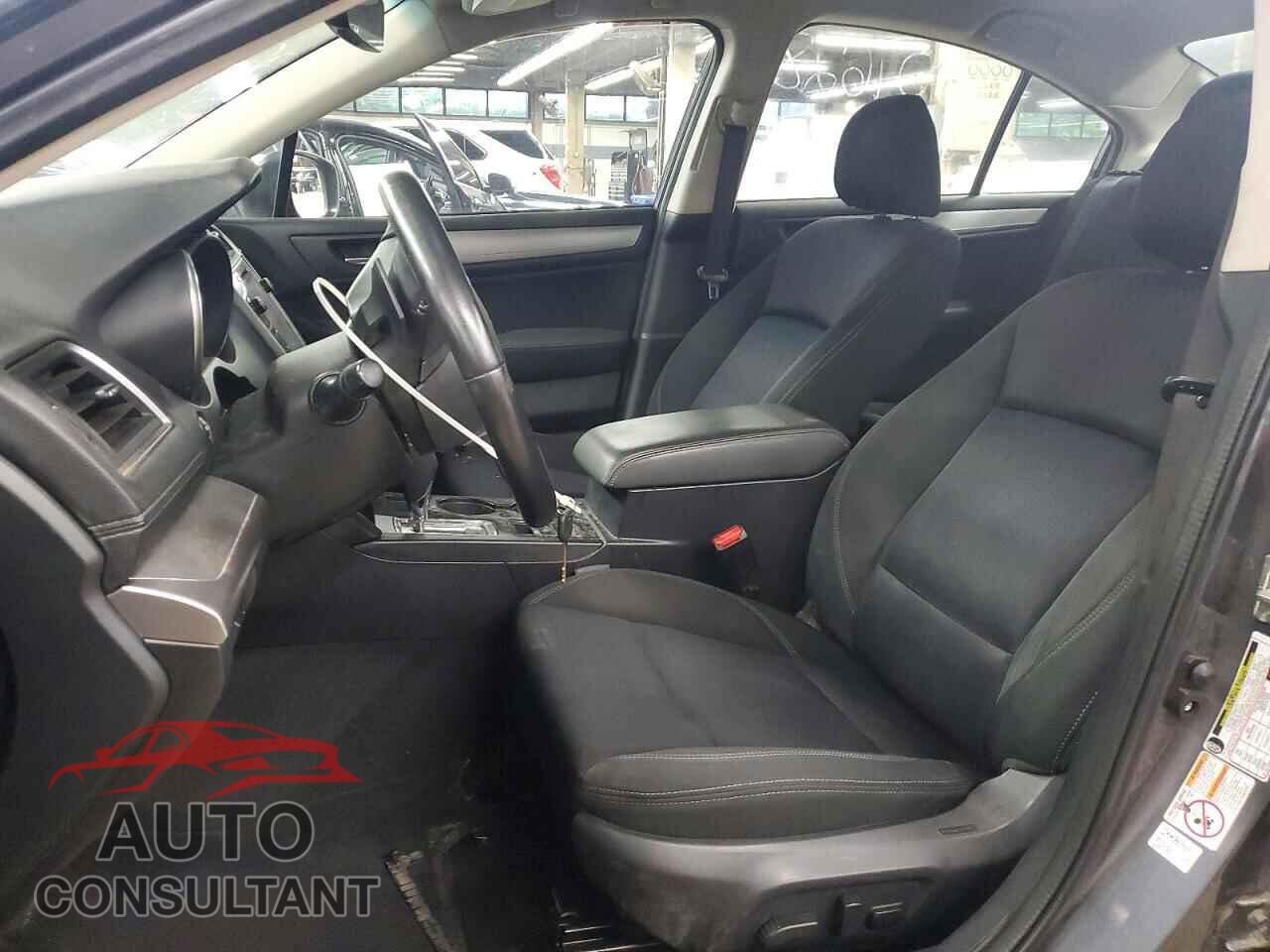 SUBARU LEGACY 2019 - 4S3BNAF6XK3027770