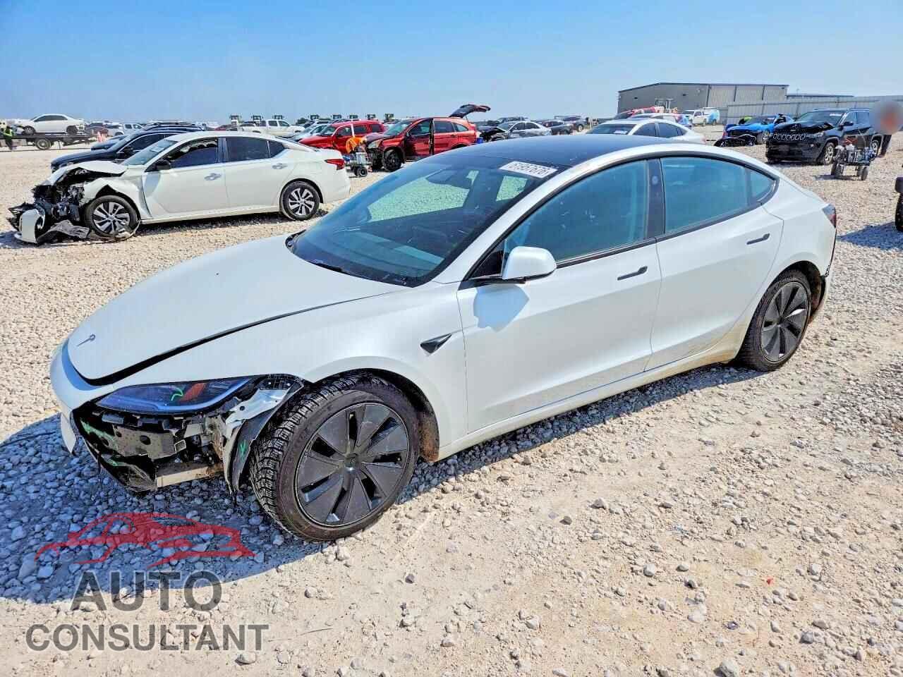 TESLA MODEL 3 2024 - 5YJ3E1EB3RF817783