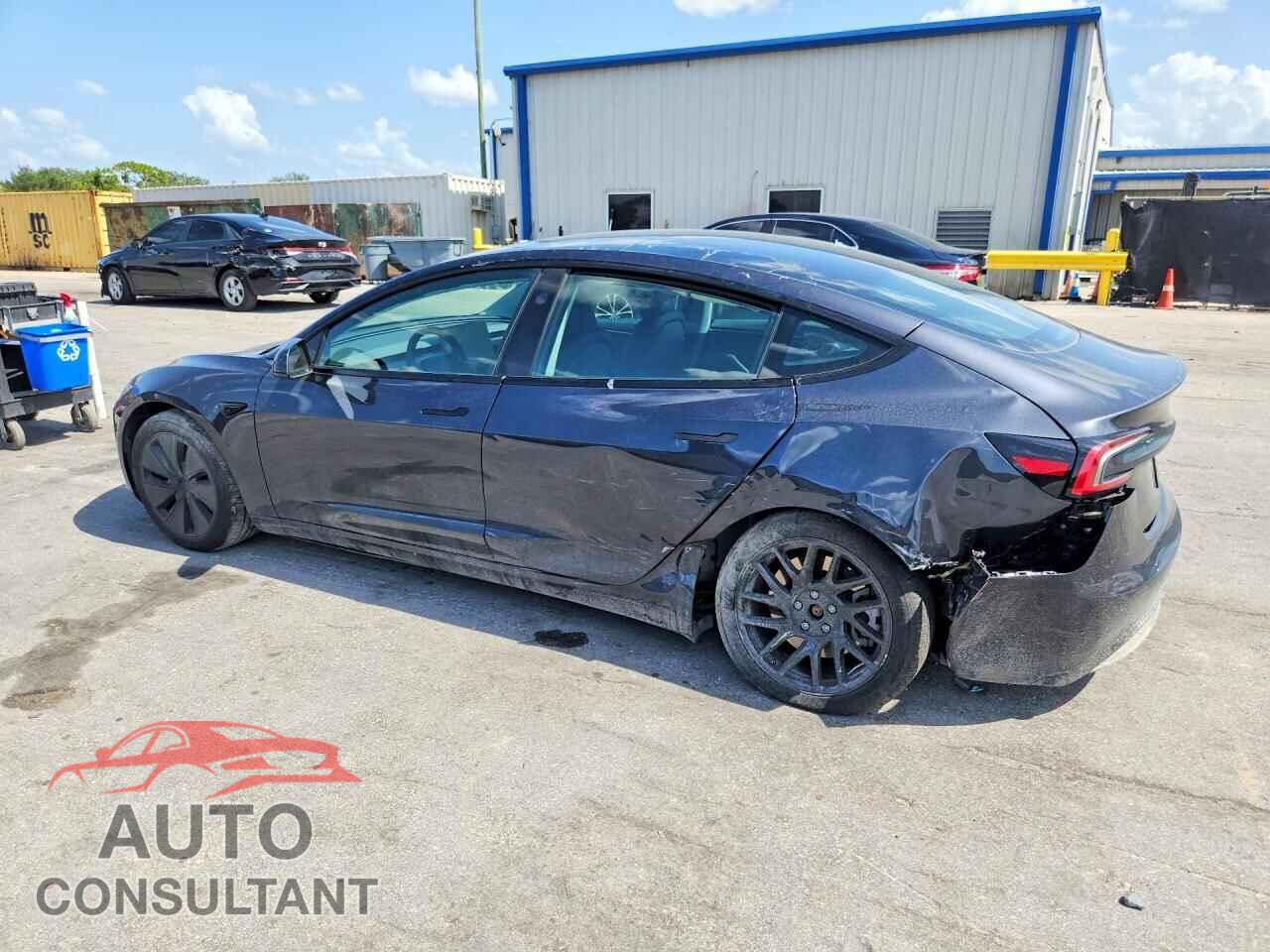 TESLA MODEL 3 2024 - 5YJ3E1EA4RF741160