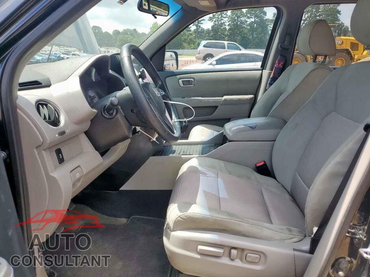 HONDA PILOT 2015 - 5FNYF3H38FB034876