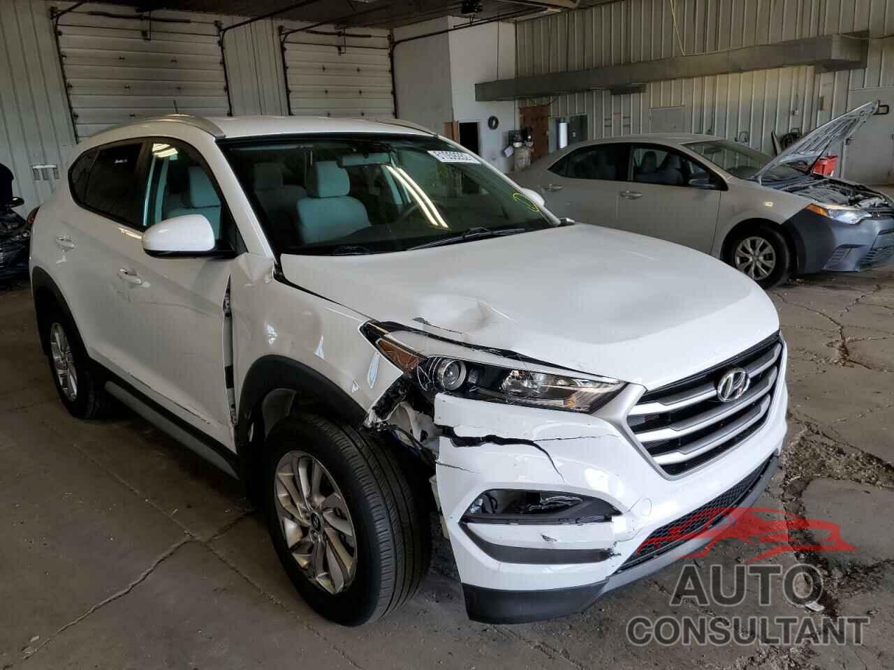 HYUNDAI TUCSON 2017 - KM8J3CA49HU388327