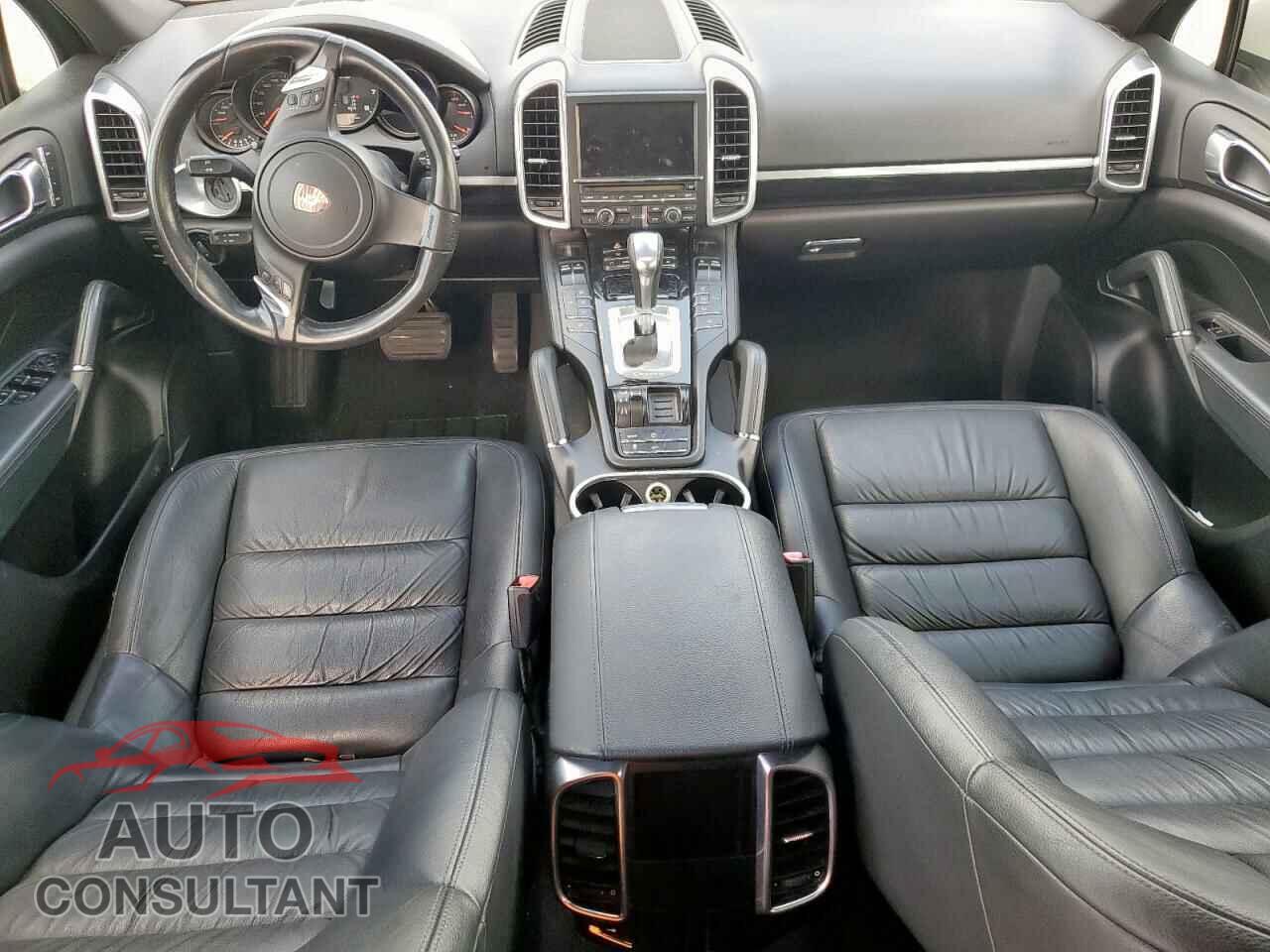 PORSCHE CAYENNE 2012 - WP1AA2A23CLA02906