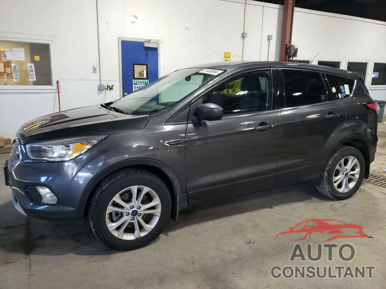 FORD ESCAPE 2017 - 1FMCU9GD8HUE03352