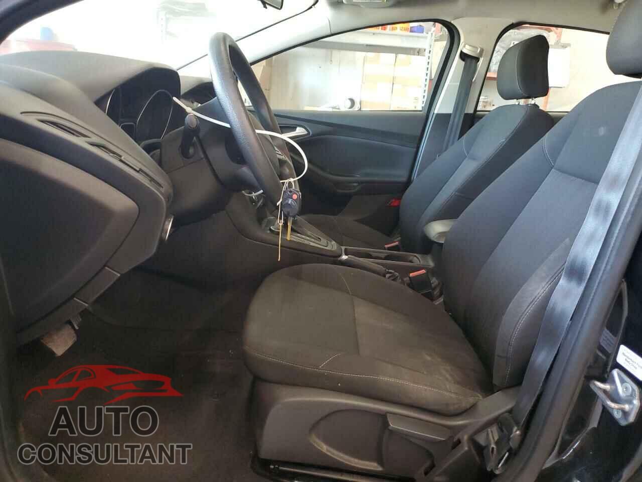 FORD FOCUS 2015 - 1FADP3F24FL344774