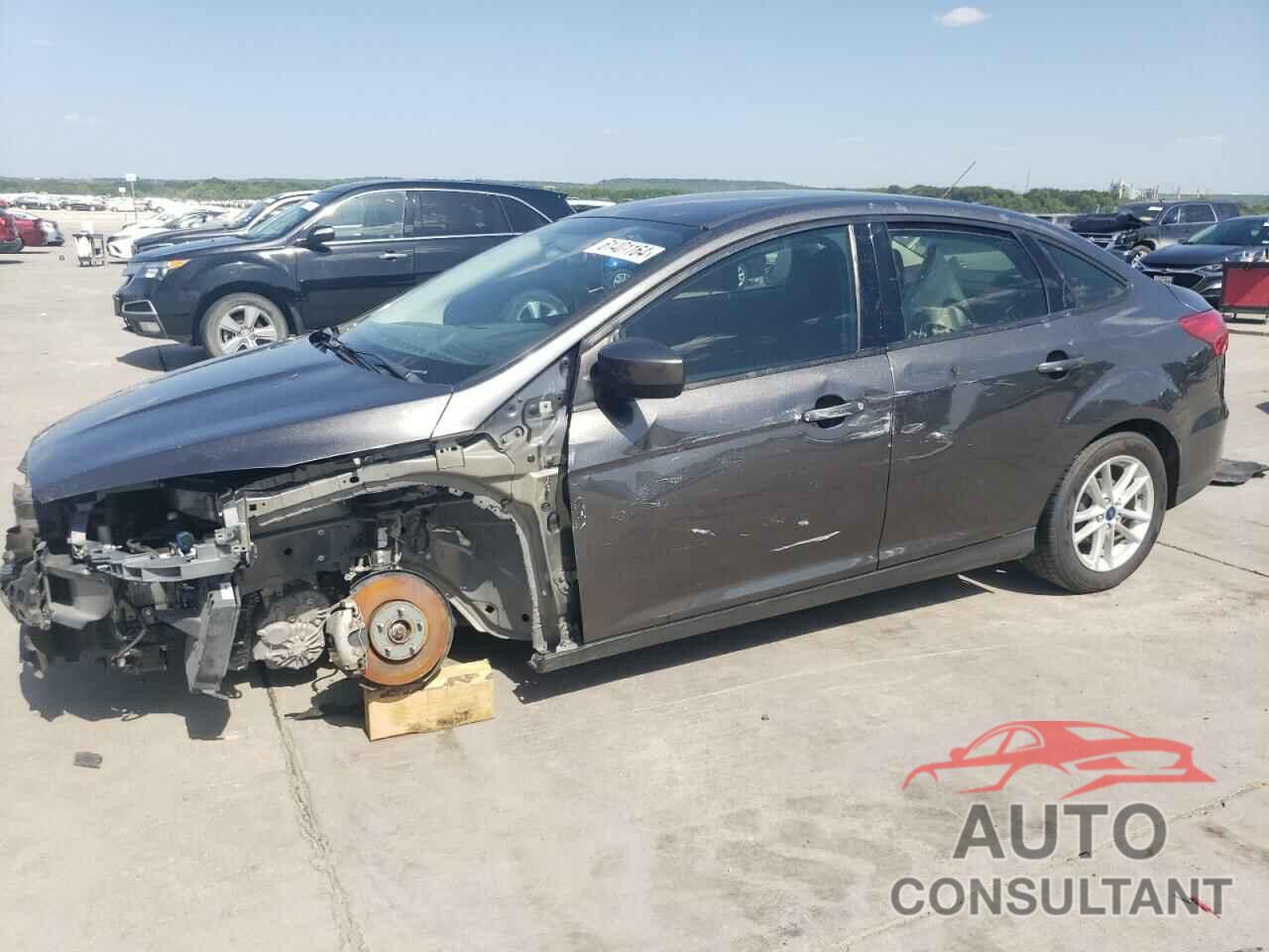 FORD FOCUS 2018 - 1FADP3F24JL246370