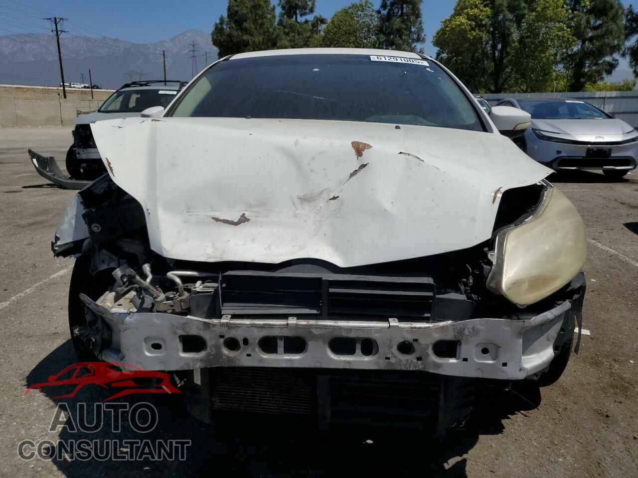 FORD FOCUS 2014 - 1FADP3F25EL200066
