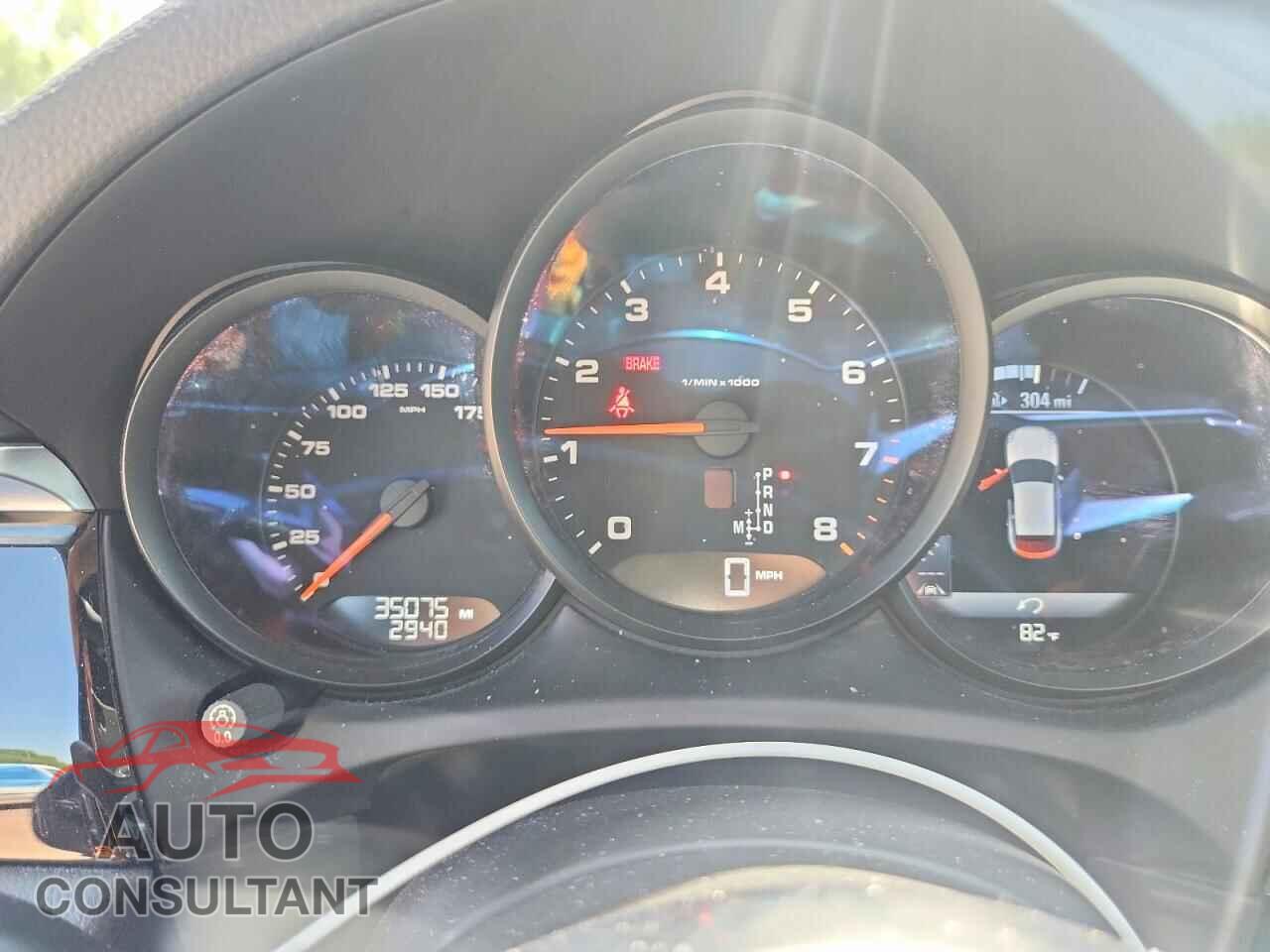 PORSCHE MACAN 2018 - WP1AA2A51JLB23778