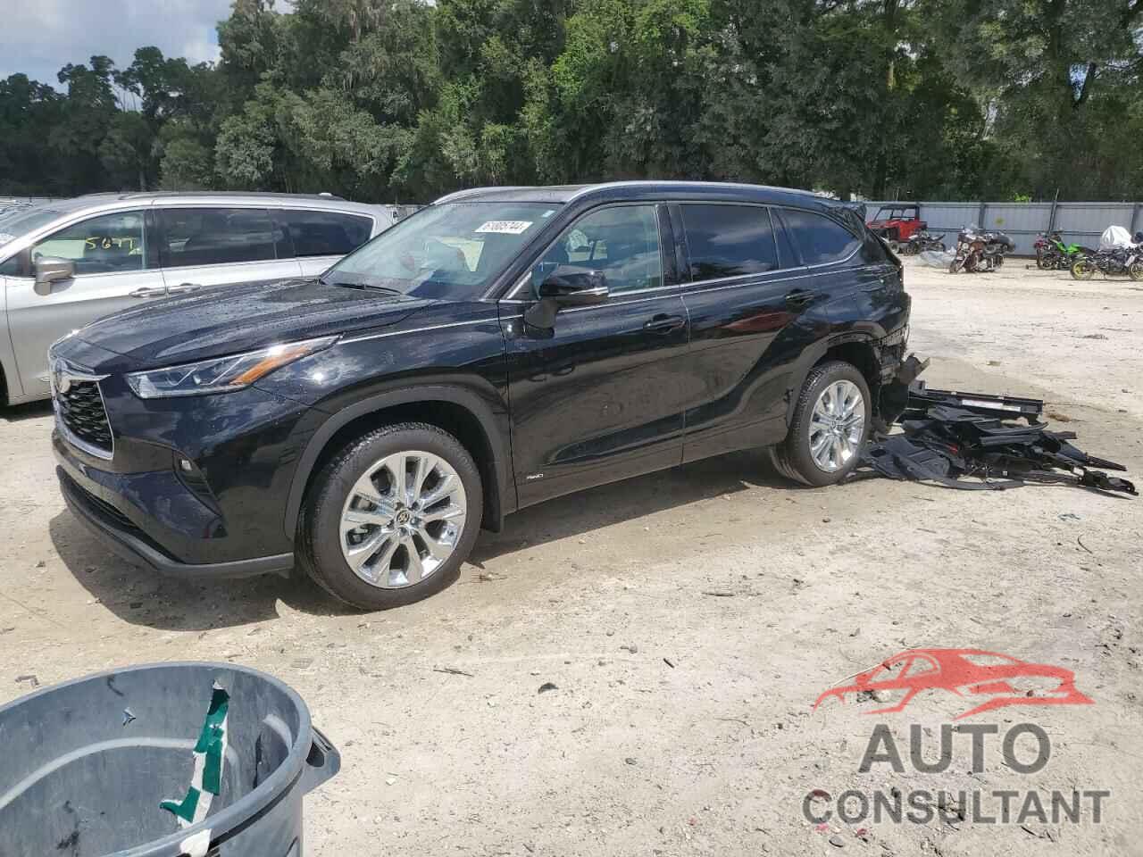 TOYOTA HIGHLANDER 2023 - 5TDXBRCH6PS575449