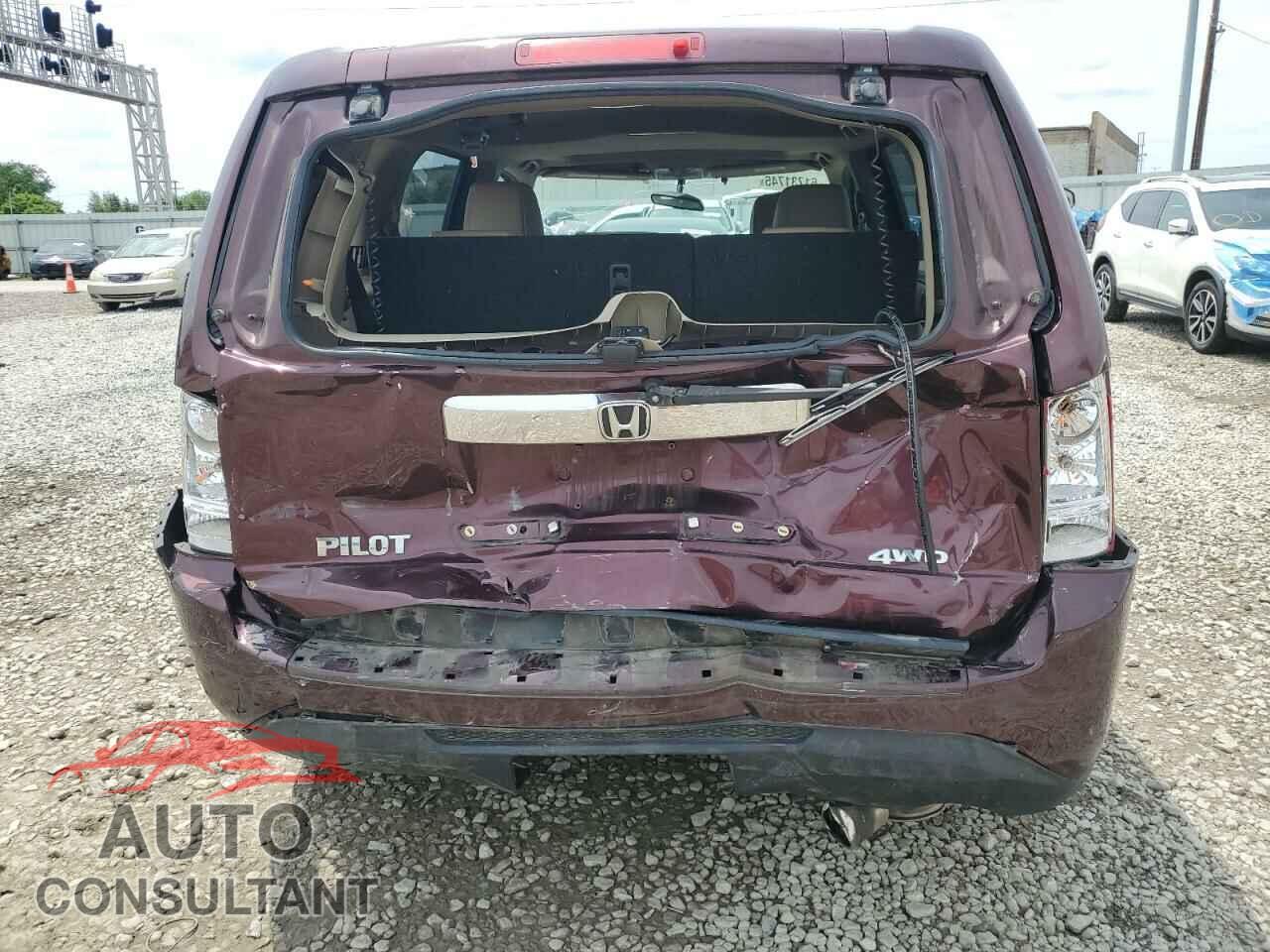 HONDA PILOT 2015 - 5FNYF4H56FB049223